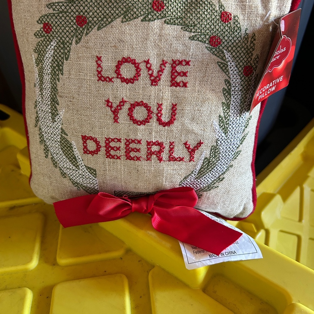 Kohl's Festive Pillow with Red and Green Wreath